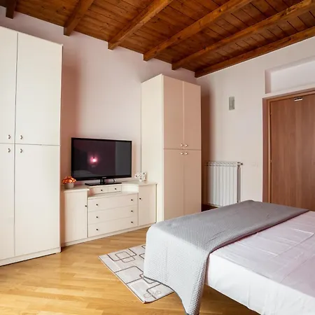 Plumeria - Vacanze In Centro A Zona Politeama *