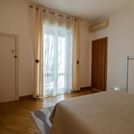Plumeria Vacanze In Centro A Palermo- Isidoro Carini Zona Politeama * Palermo